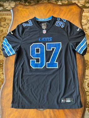 Detroit Lions Aidan Hutchinson Black Alternate Men’s Jersey Size Large